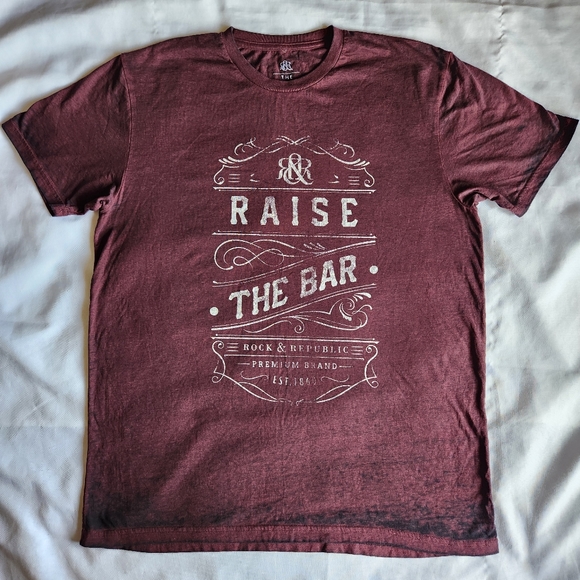 Rock & Republic Y2K Grunge Raise The Bar Music Burgundy Red XL Graphic T-Shirt R - Picture 2 of 6